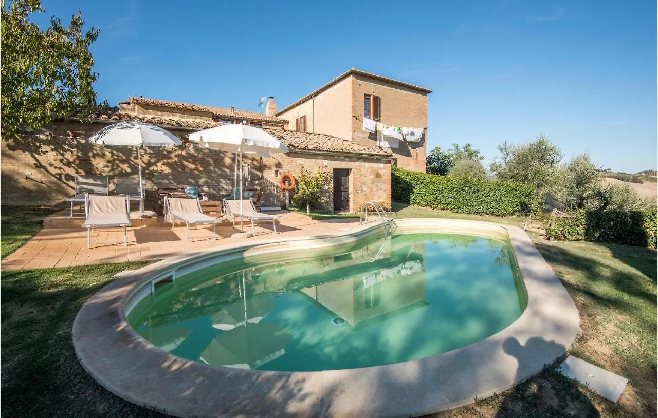 Gorgeous Home In Montalcino With Kitchen Italy