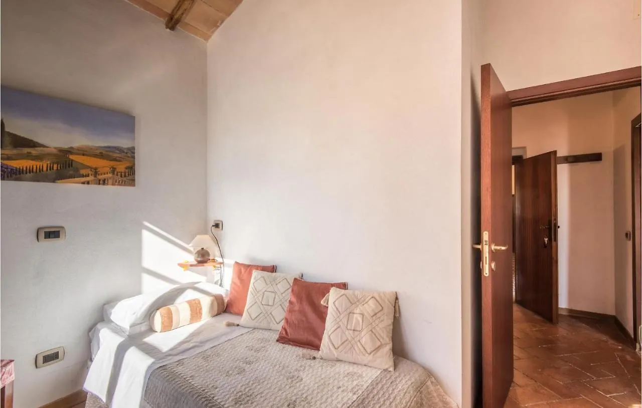 Gorgeous Home In Montalcino With Kitchen Apartment