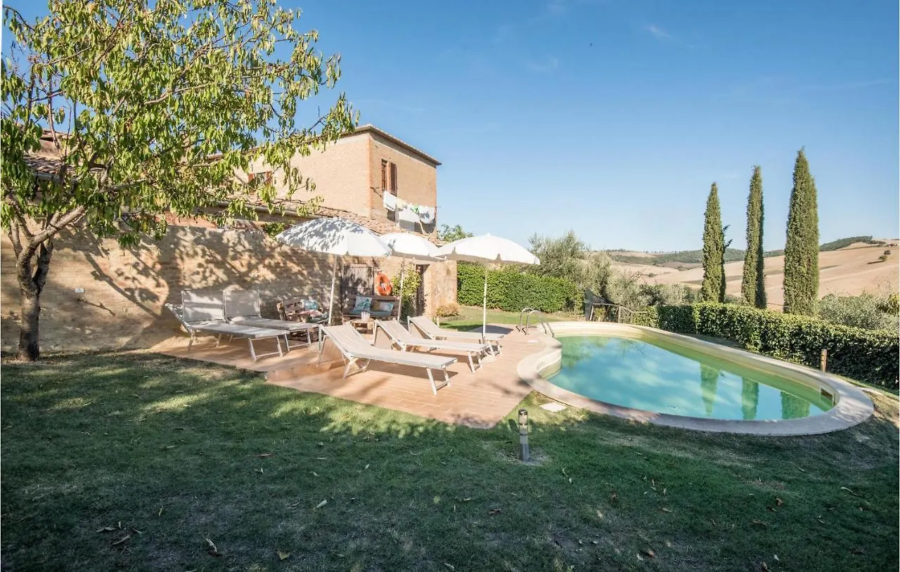 Gorgeous Home In Montalcino With Kitchen Italy