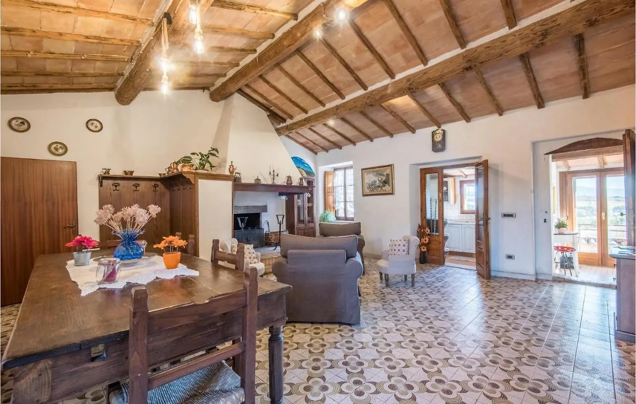 Gorgeous Home In Montalcino With Kitchen