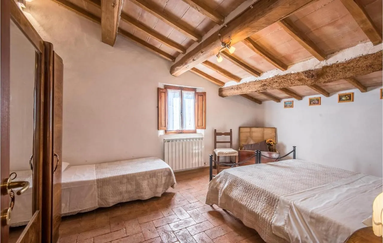 Apartment Gorgeous Home In Montalcino With Kitchen Italy