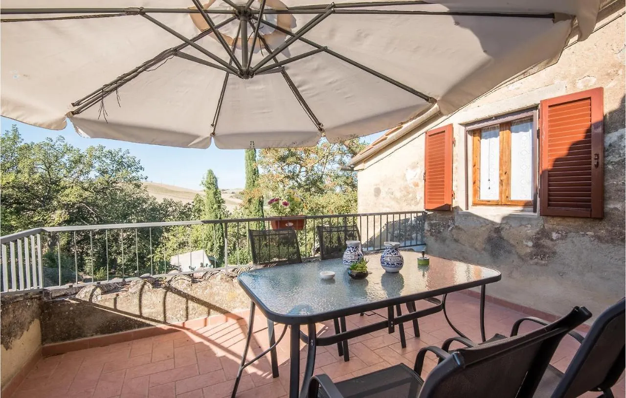 Apartment Gorgeous Home In Montalcino With Kitchen